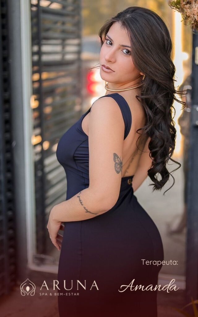 Massoterapeuta e massagista profissional Amanda em Campinas com as melhores massagens.